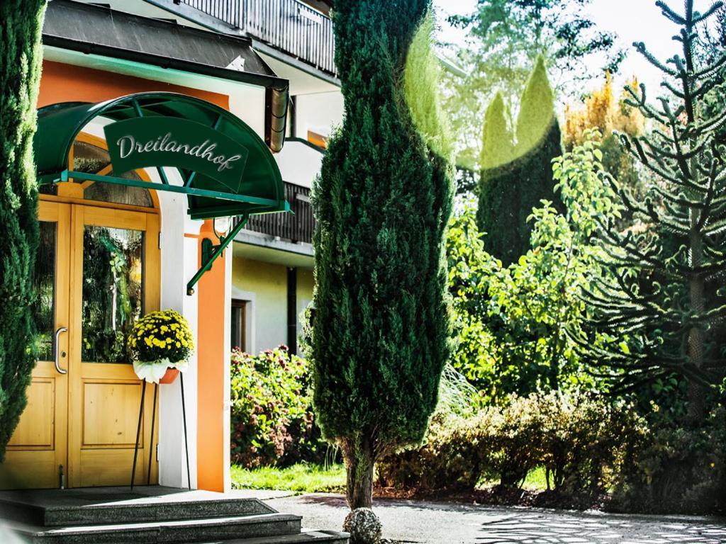 Dreilandhof Hotel Loipersdorf bei Fuerstenfeld Exterior photo